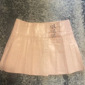 Pink Leather buckle skirt !